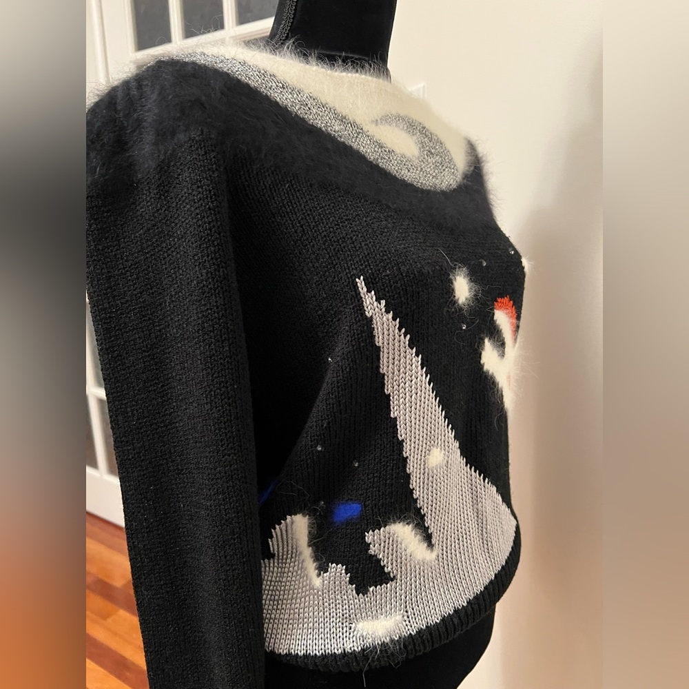Franco Valeri Vintage 1980s winter themed sweater with Angora and crystals Sz M - Picture 3 of 7